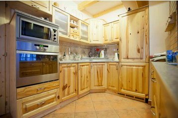 Slovacia Chata Liptovské Revúce, Exteriorul